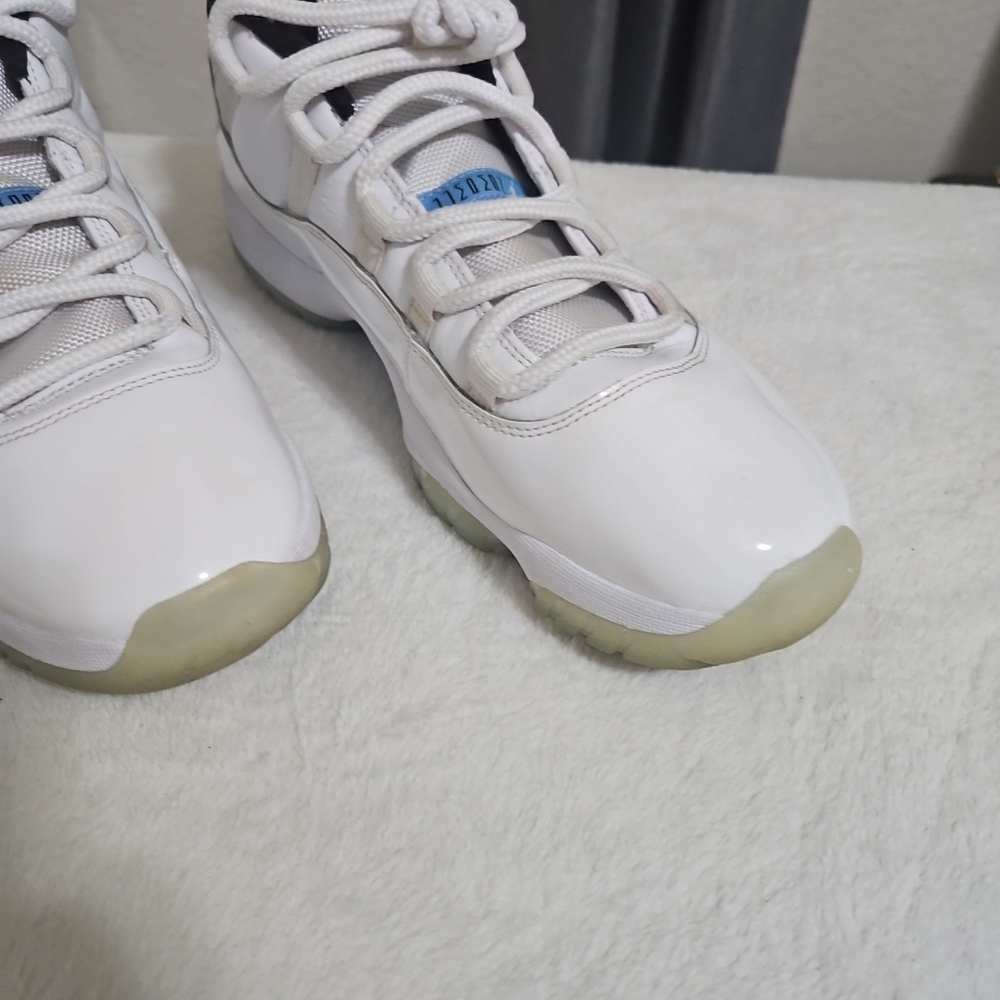 Jordan 11 Retro Blue Legend Size 11